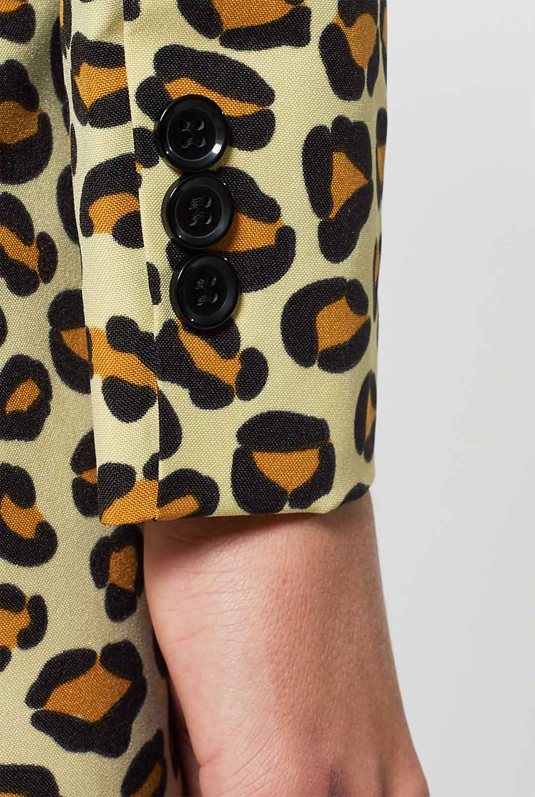 Lady Jag - Image 6
